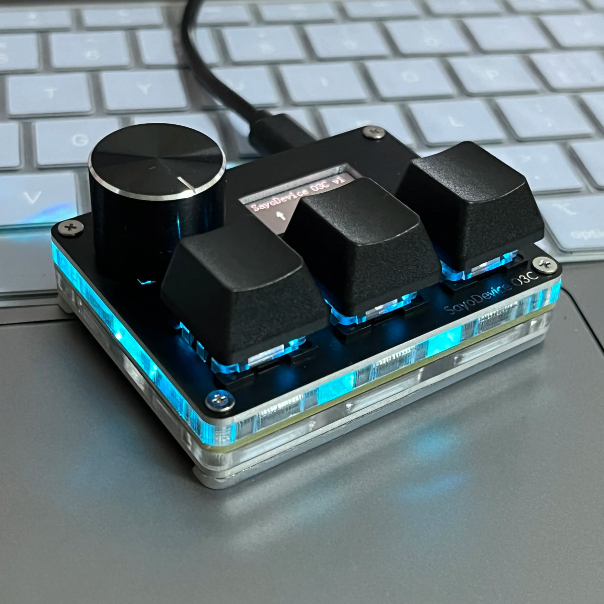 Mini Teclado Magnético SayoDevice O3C – 3 Teclas Hall com Knob (osu!)